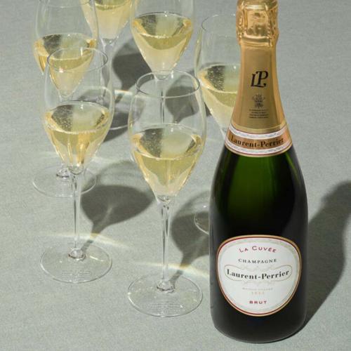 gal-laurent-perrier-11
